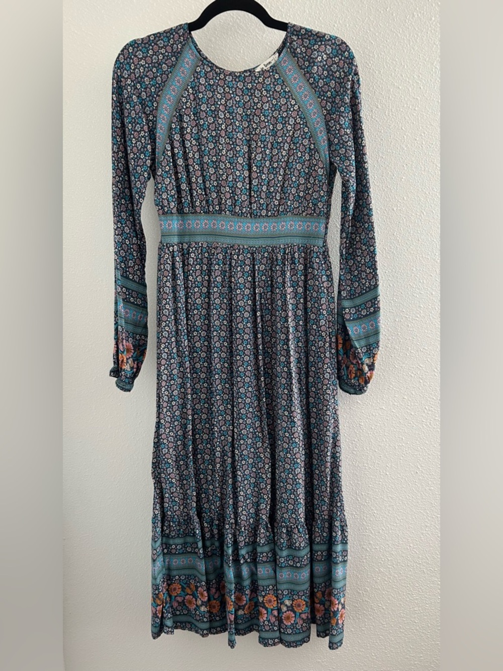 In Loom Bohemian Floral Long-Sleeve Maxi Dress in Teal and Navy